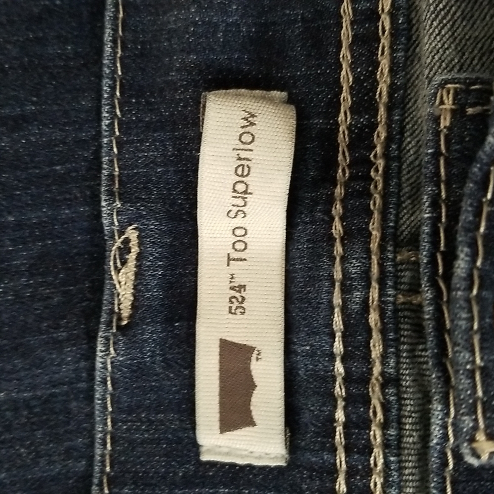 Levi's - Picture 4 of 5